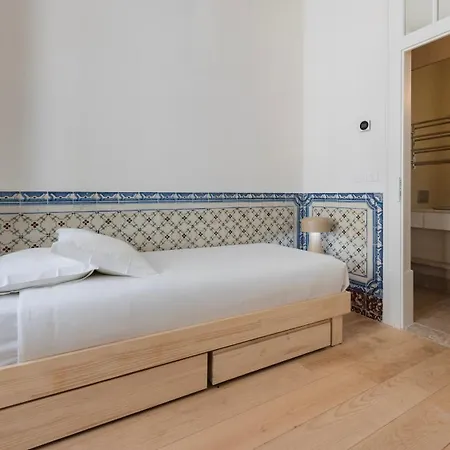 Charm 2bdr With River View By Lovelystay