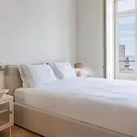 Charm 2bdr With River View By Lovelystay