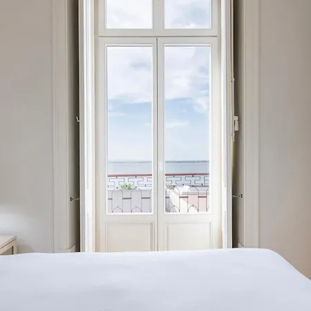 Charm 2bdr With River View By Lovelystay Appartement