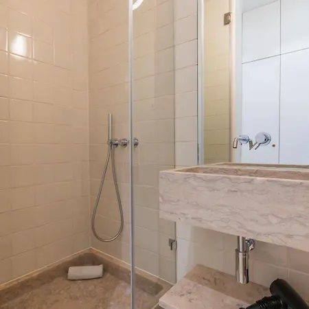 Charm 2bdr With River View By Lovelystay Appartement