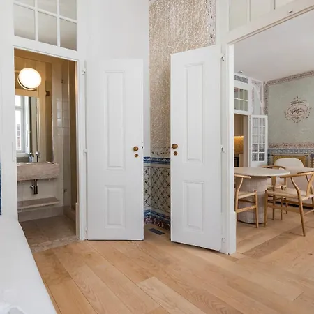 Charm 2bdr With River View By Lovelystay Appartement