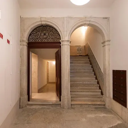 Charm 2bdr With River View By Lovelystay Appartement